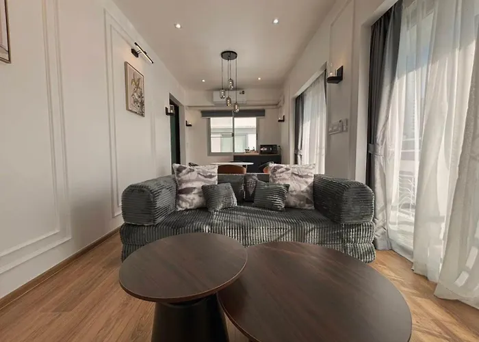 公寓 Silom I Private For 6 Guests Near Bts Chong Nonsi