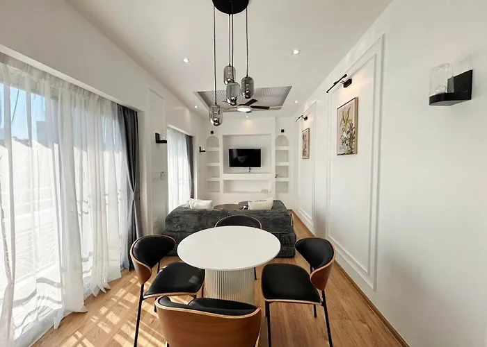 Silom I Private For 6 Guests Near Bts Chong Nonsi *