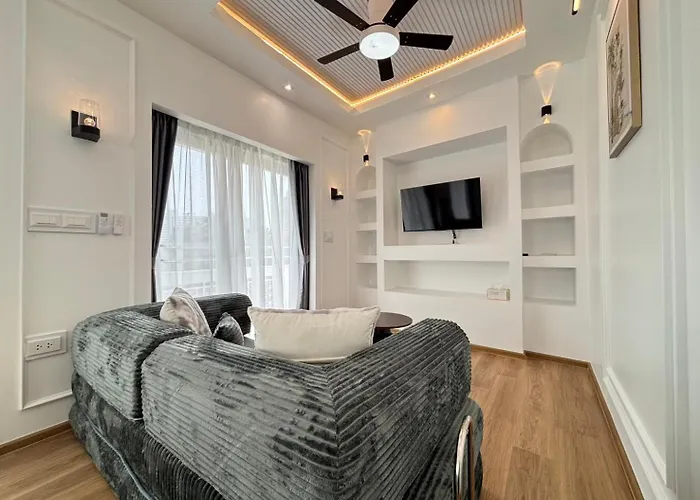 Silom I Private For 6 Guests Near Bts Chong Nonsi 公寓 曼谷