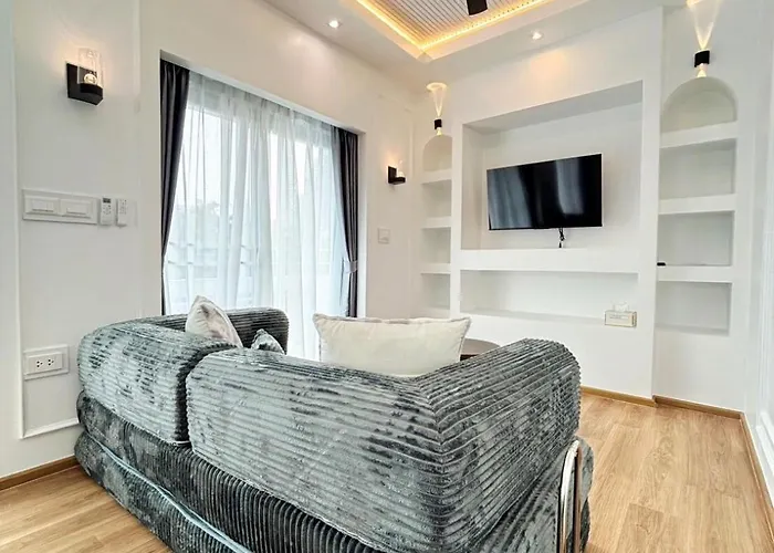 公寓 Silom I Private For 6 Guests Near Bts Chong Nonsi *